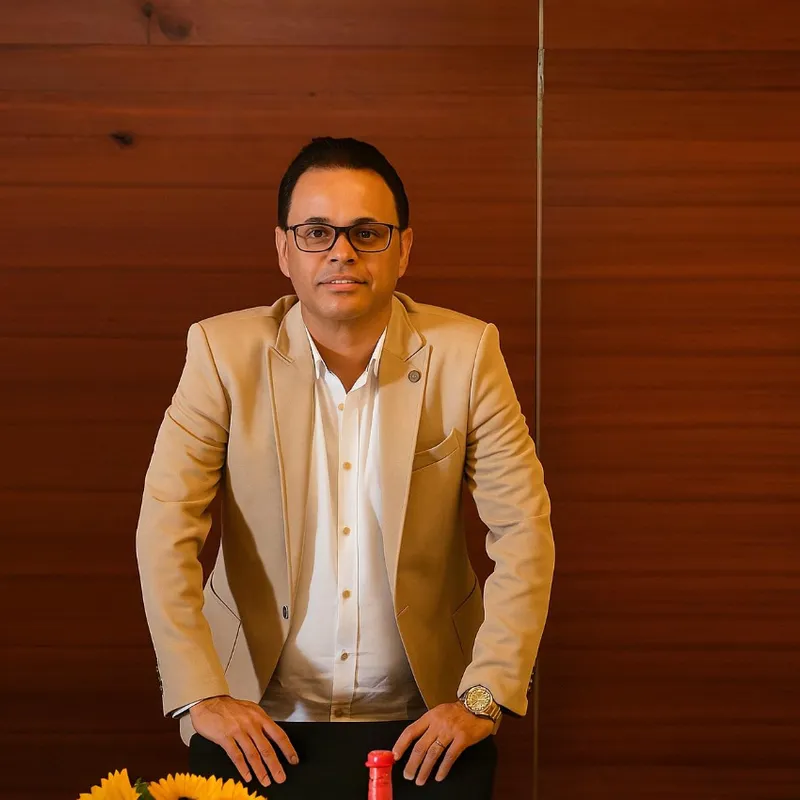Photo of Mr. Abbas Abid Hashim - Managing Director (MD)